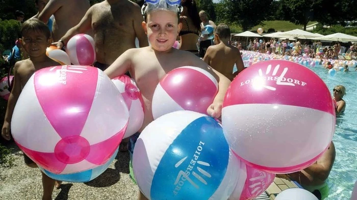 Das #wearewater-Fest in der Therme Loipersdorf ist voller Abenteuer...  