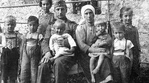 Die ersten Opfer des Serienmörders: Familie Verschnig aus Griffen kurz vor der Bluttat im Jahr 1941