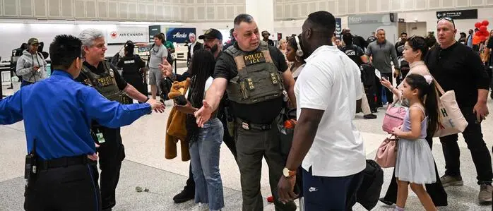 ICE-Mitglieder, im Einsatz am George Bush 
Intercontinental Airport in Houston (Texas)