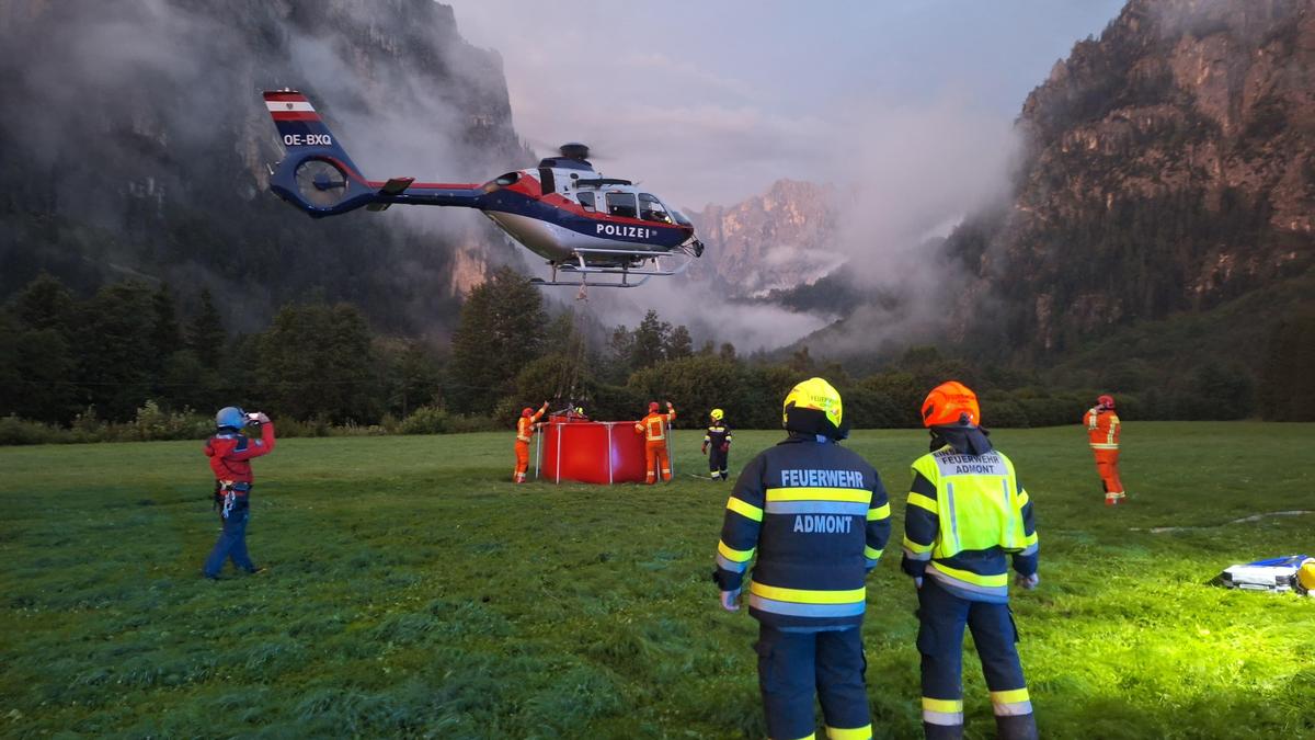 Durch Löschangriffe aus der Luft konnte die Brandausbreitung verhindert werden