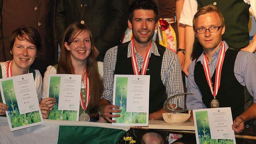 Elisabeth Hofer, Christa Hofer, Thomas Eder und Christian Lueger holten die Silbermedaille