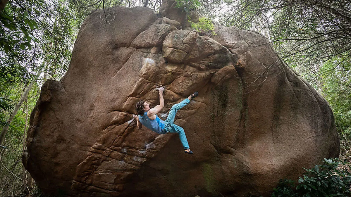 Der ehemalige Wettkampfkletterer Stefan Köchel gibt seine Empfehlungen für Kletterbegeisterte ab