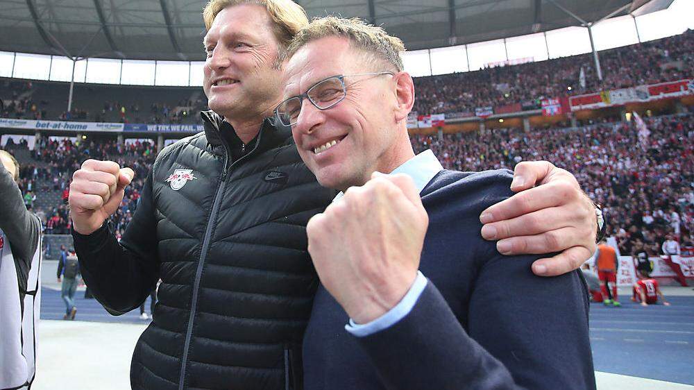 Medienberichten zufolge sollen Ralf Rangnick (rechts) und Ralph Hasenhüttl an einigen Ajax-Fußallern interessiert sein