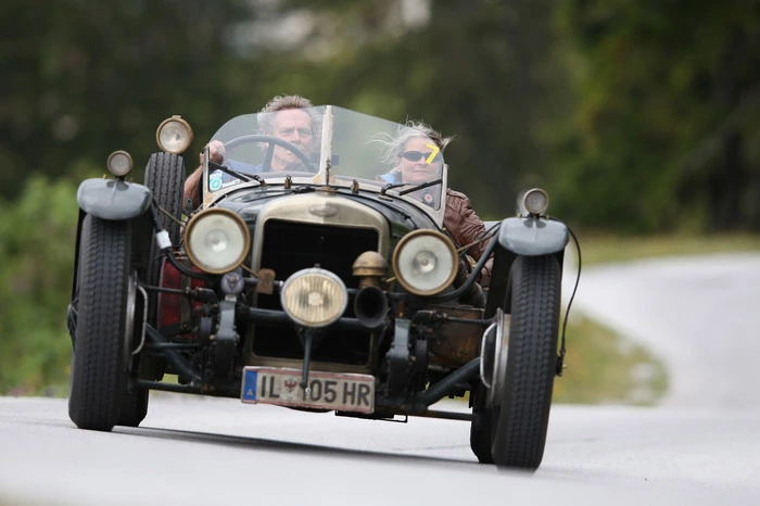 Der letzte Tag der Ennstal-Classic lockt Fans von Boliden ins Ennstal, denn heute rollen die Traumautos zum letzten Mal für diese Classic über die traumhaften Bergstraßen. Alle Infos gibt es hier!