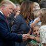 Donald Trump (beim jährlichen Picknick vor dem Weißen Haus) wird neuerlich beschuldigt