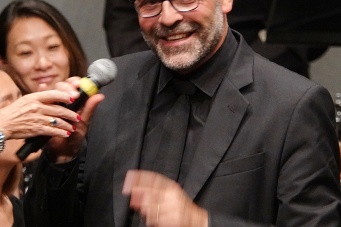 ...dem italienischen Dirigenten Marzio Conti tempeamentvoll durch das Konzert geführt.