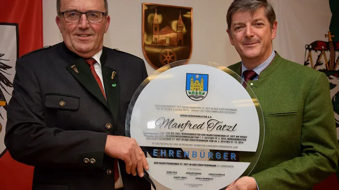 Gerhard Rohrer (rechts) mit seinem Vorgänger Manfred Tatzl.