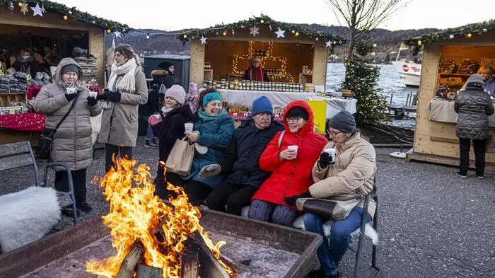 Am Samstag war es so weit, der romantische Kirchenadvent in Maria Wörth wurde eröffnet.