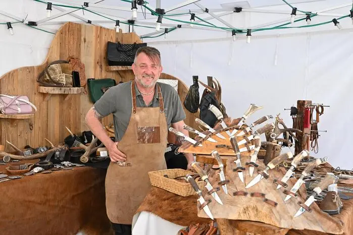 „Die Ausstellung ist sehr gut besucht und wir präsentieren eine Vielfalt an Produkten in diesem schönen Ambiente“, betonte Landesinnungsmeister-Stellvertreter Bernhard Hölbling (im Bild).
