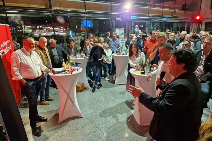 Im Kunsthaus in Köflach stellte sich der Politiker, der sich der SPÖ-internen Wahl um den Bundesparteivorsitz bewirbt, den Fragen der Parteibasis.