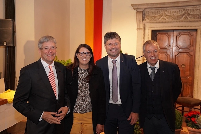 Landeshauptmann Peter Kaiser, Landesrätin Sara Schaar, Bürgermeister Gerhard Pirih und Stadtrat Franz Eder (Referent für Städtepartnerschaften)