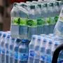 Düsseldorf 03.02.2024 Lebensmittel Discounter Supermarkt Vio Coca-Cola Konzern Mineralwasser Trinkwasser PET-Flaschen Plastikpfand Pfandflasche Kunstoffpfand Mikroplastik Pfandpflicht Kunststoffverpackung Flaschenpfand Düsseldorf Nordrhein-Westfalen Deutschland *** Düsseldorf 03 02 2024 Food Discounter Supermarket Vio Coca Cola Group Mineral water Drinking water PET bottles Plastic deposit Deposit bottle Plastic deposit Microplastics Mandatory deposit Plastic packaging Bottle deposit Düsseldorf North Rhine-Westphalia Germany