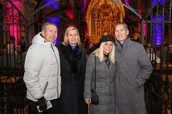 Schon früh fanden sich die Gäste des schlussendlich ausverkauften Kirchenkonzerts ein