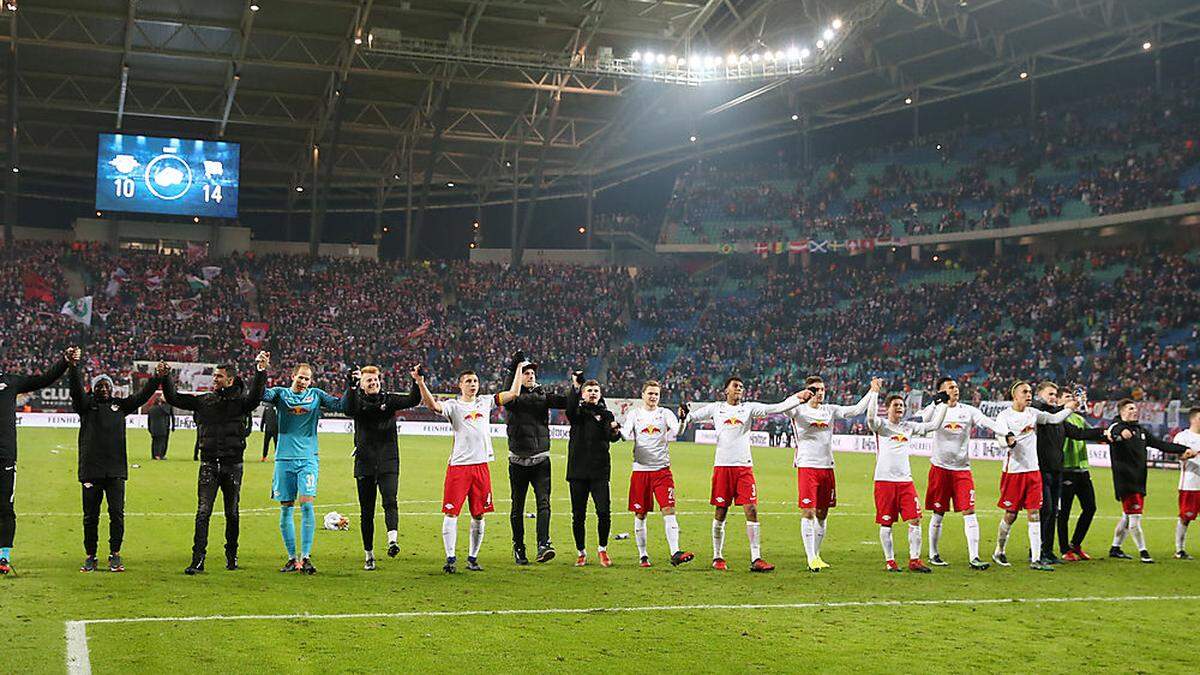 Die Red Bull Arena soll zukünftig noch mehr Fans Platz bieten