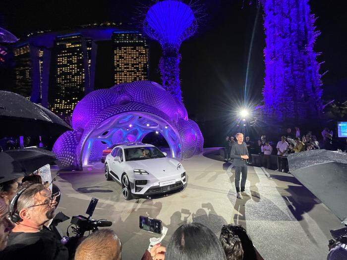 Der elektrische Porsche Macan feiert seine Weltpremiere