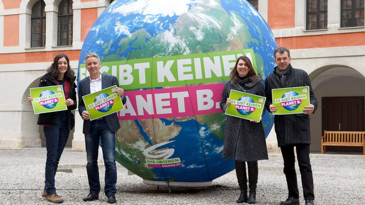 Präsentierten ihre Forderungen: Sandra Krautwaschl, Lambert Schönleitner, Sabine Jungwirth, Georg Willi