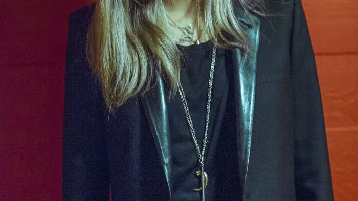 Als Supermodel ist man vor Paparazzi nirgendwo sicher. Kurz vor ihrem 30. Geburtstag musste Cara Delevingne das mal wieder feststellen.