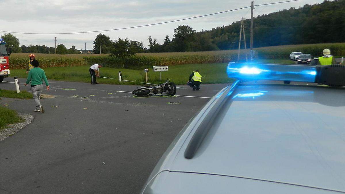 Bei einem schweren Verkehrsunfall in Kirchberg an der Raab wurde am Wochenende ein 15-jähriger Mopedlenker verletzt.