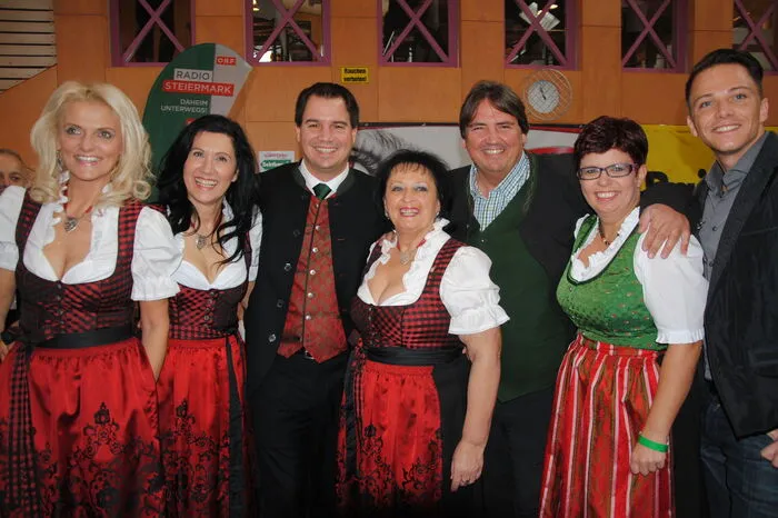Auch Josef Muchitsch war natürlich dabei - im Bild mit Gernot Heidinger und der Abgeordneten Bernadette Ketschler