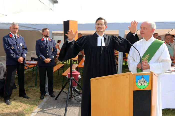 Die Andacht wurde von Diakon Norbert Wohlgemuth und dem neuen Evangelischen Pfarrer Max Reisinger gestaltet.
