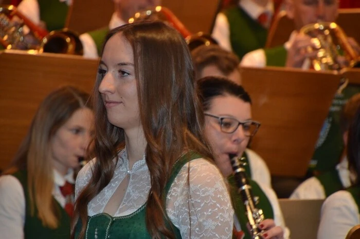Einige Jungmusiker wirkten erstmals beim Frühlingskonzert in Oberwölz mit, diese wurden mit viel Applaus willkommen geheißen.