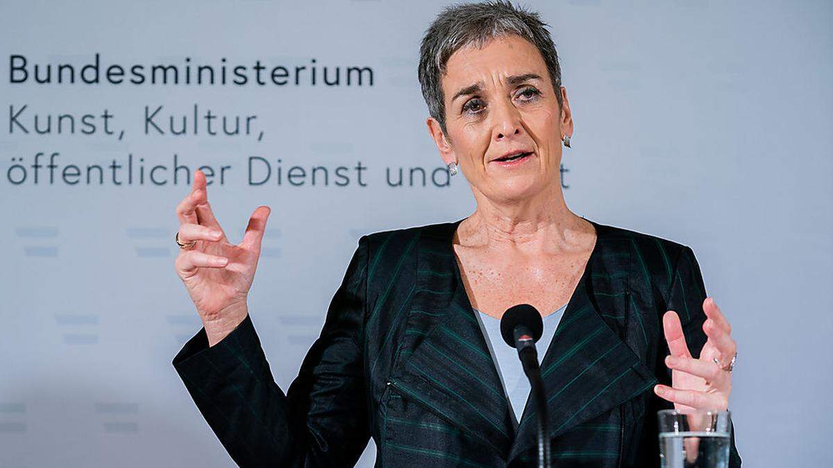 Ulrike Lunacek verteidigte die Gutschein-Lösung