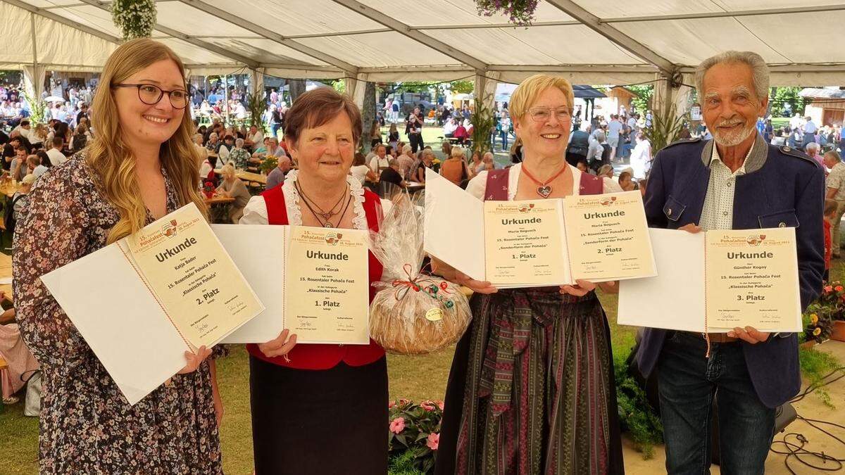 Die Gewinner: Katja Bader, Platz Edith Korak, Maria Begusch und Günther Kogoy   