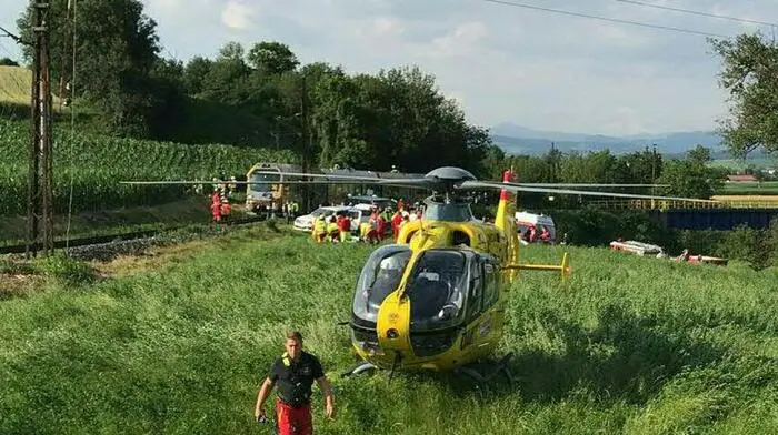 Ein Zug der Mariazellerbahn ist Dienstagfrüh bei Völlerndorf in Gerersdorf (Bezirk St. Pölten-Land) entgleist.