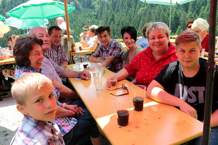 Der Reinerlös des Festes kommt der Renovierung des Buchhauses in Geistthal zugute.