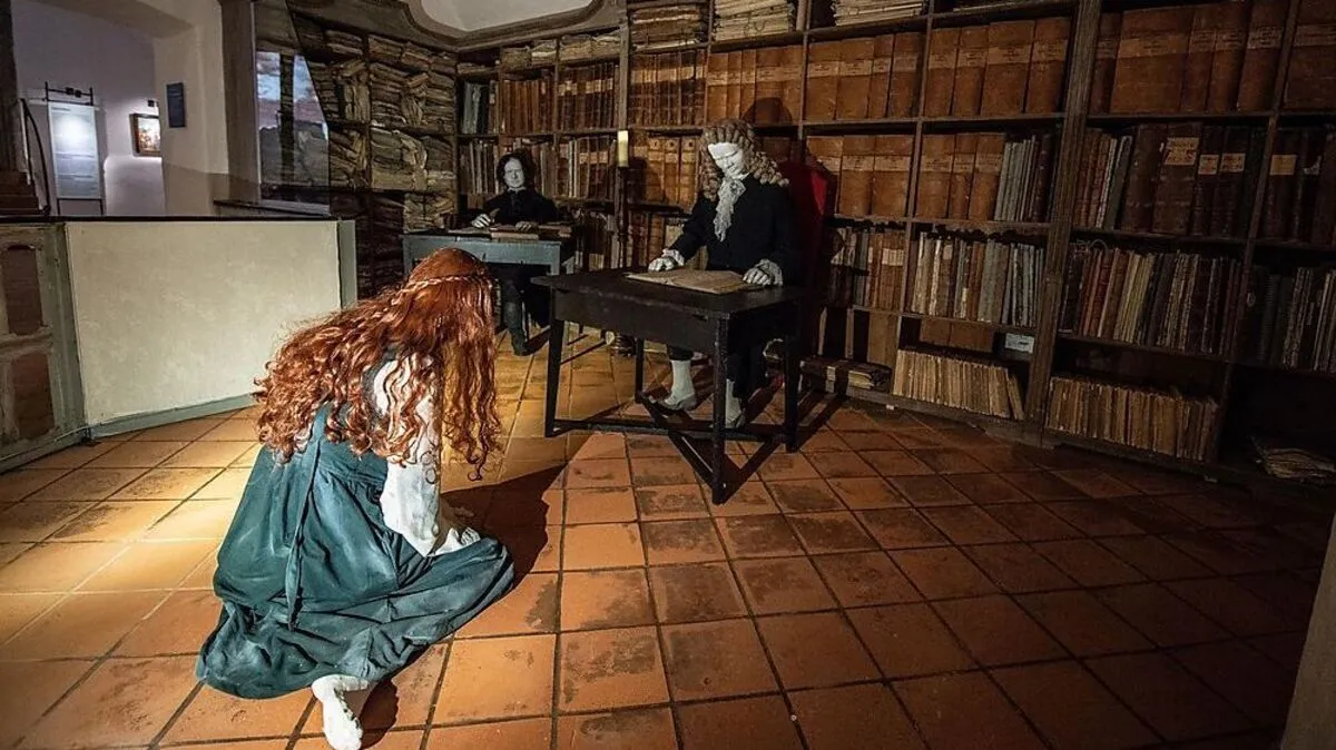 Nachgestellte Szene eines Hexenprozesses auf der Riegersburg