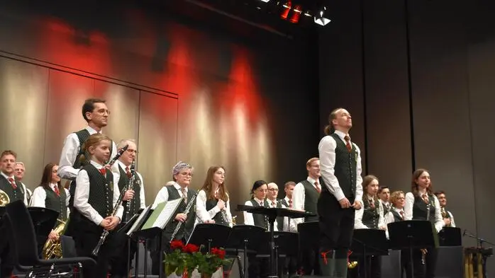 Am Abend des 5. April versammelten sich knapp 600 Menschen im Kunsthaus Weiz, um den Klängen der Stadtkapellen Weiz und Offenburg zu lauschen