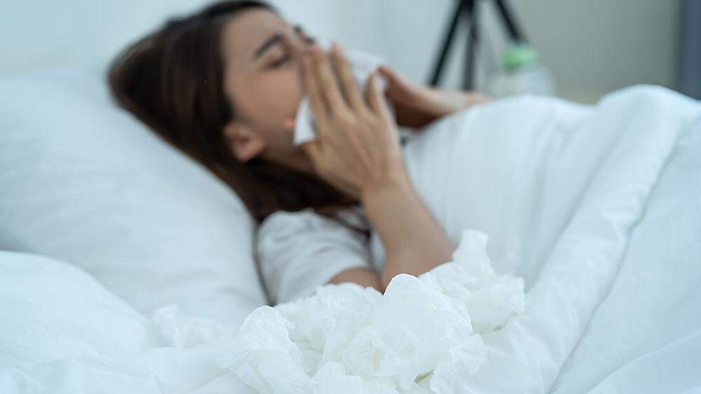 Geschmacks- und Geruchsverlust scheint bei einer Infektion mit Omikron seltener zu sein, Fatigue hingegen dürfte häufiger vorkommen