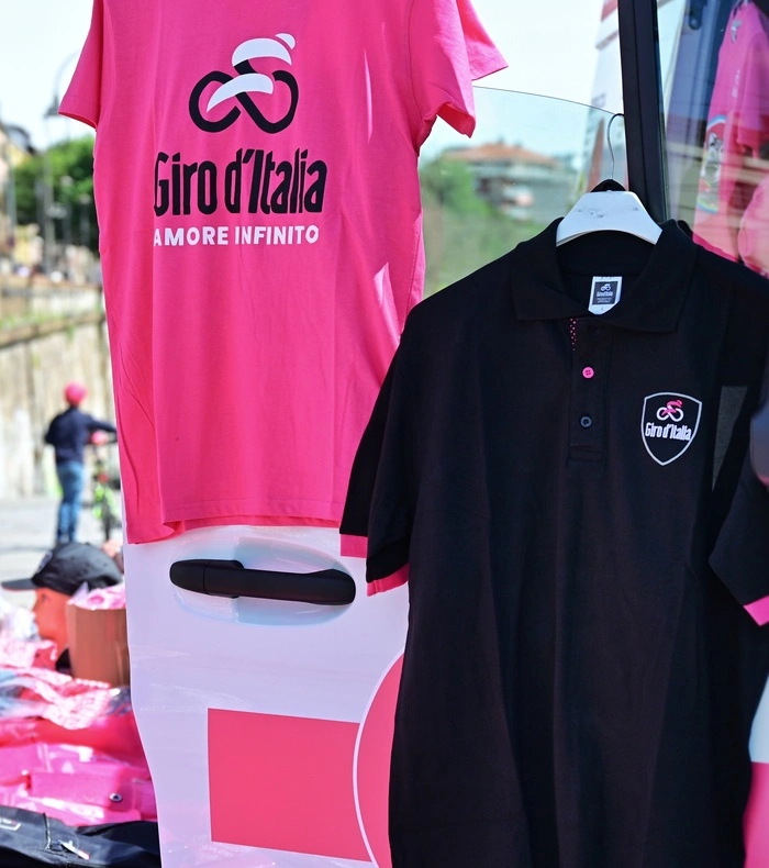 Das „Maglia Nera“ gilt bis heute als Kult-Trikot beim Giro d'Italia