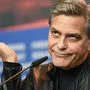 "Ich mag solche Idioten-Rollen": George Clooney