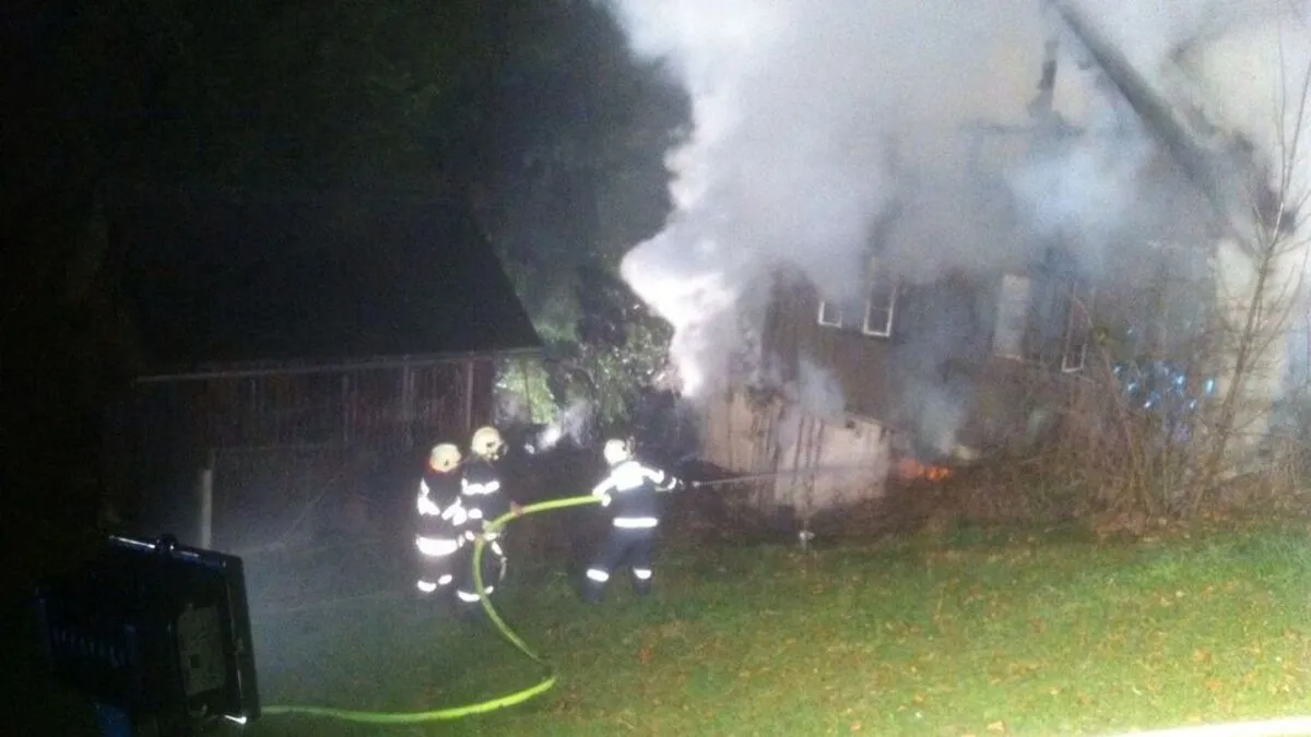 Fast 100 Feuerwehrleute waren in Tulwitz im Einsatz