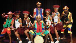 Die Gruppe Yiasa sorgt für afrikanische Rhythmen 