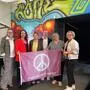 Bürgermeisterin Elke Florian, Geschäftsführerin Sandra Schimmler und Elke Maurer (Jugend am Werk), Harald-Ingemar Noiges (Kulturabteilung Judenburg), Andrea Pichlmair (Verein Jugendzentrum) und Vizebürgermeisterin Birgit Heim