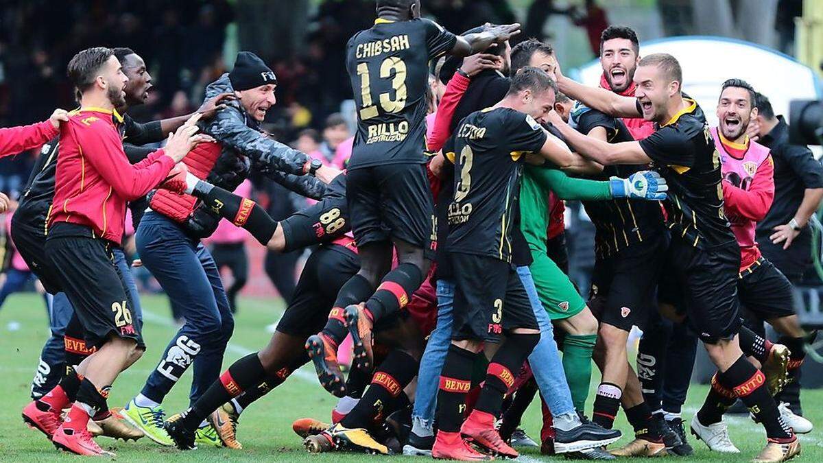 Benevento holte in letzter Sekunde gegen den AC Milan einen Punkt