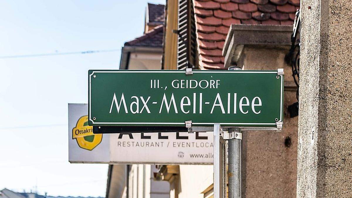 Die Max-Mell-Allee führt von der Heinrichstraße rauf zum Rosenhain