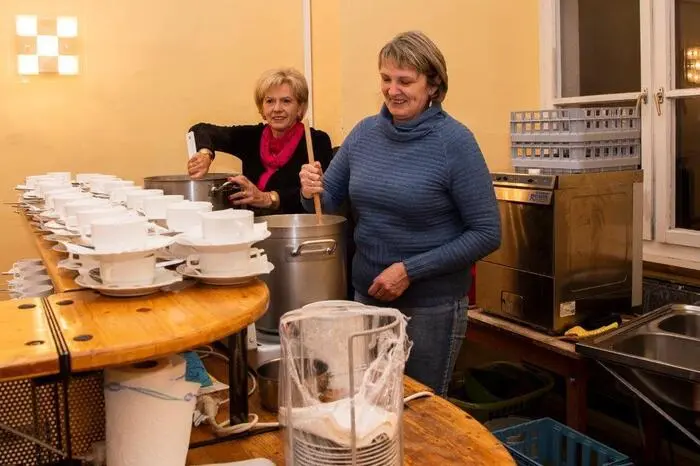 Klicken Sie sich bitte durch die weiteren Bilder!