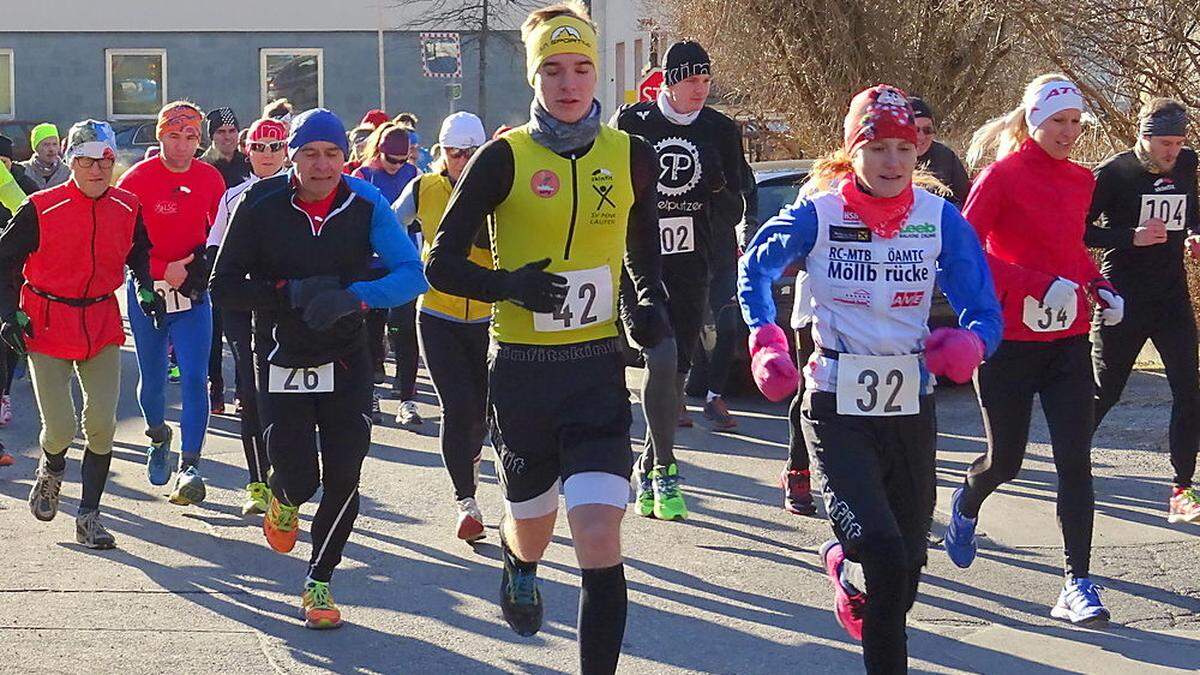 Start zum Silvester-Berglauf in Greifenburg