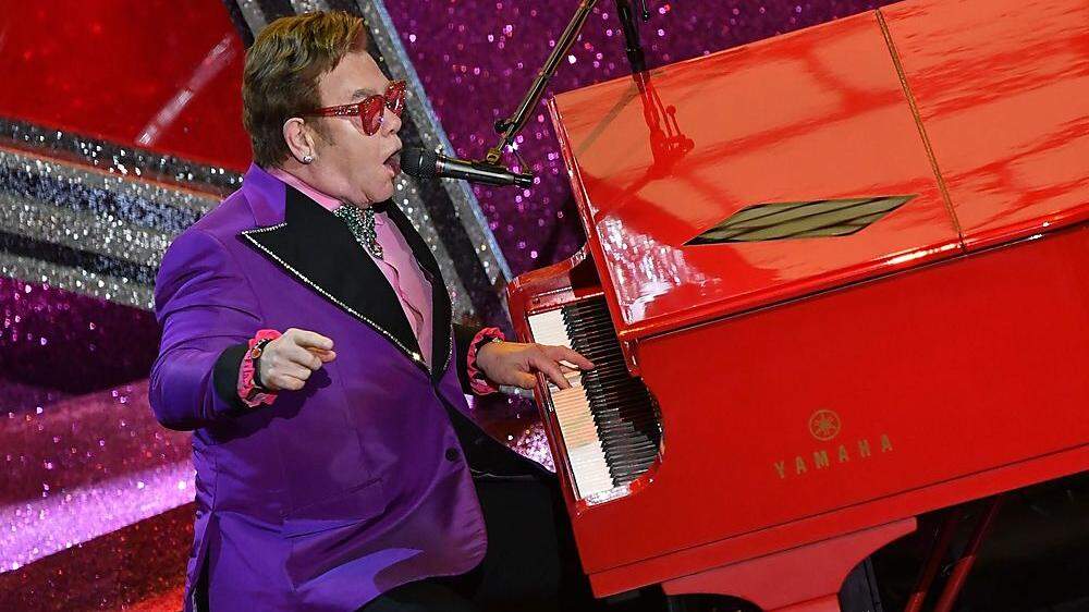 Plötzlich keine Stimme mehr: Elton John (72)