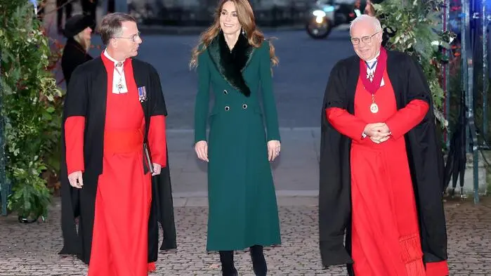 Prinzessin Kate veranstaltete am 5. Dezember 2025 ihr fünftes Weihnachtskonzert „Together at Christmas“ in der Londoner Westminster Abbey. 