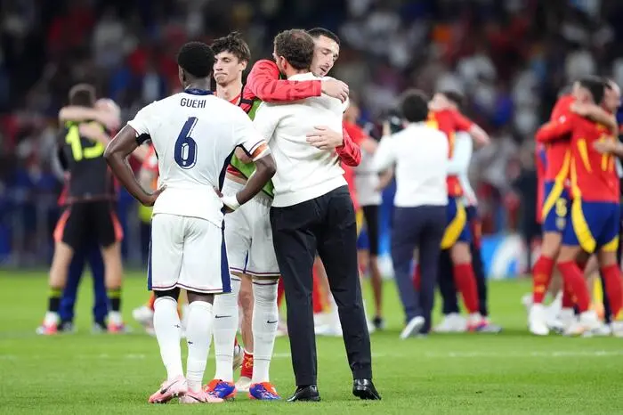 Gareth Southgate tröstete seine enttäuschten Fußballer