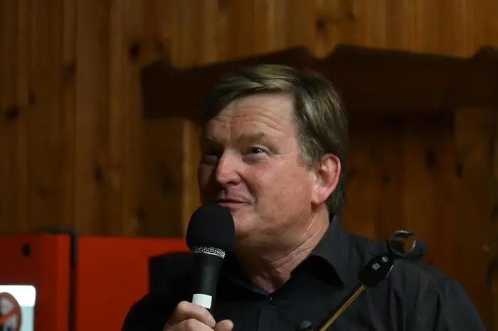 Stiftspfarrer Christian Stromberger brachte die Gäste zum Lachen.