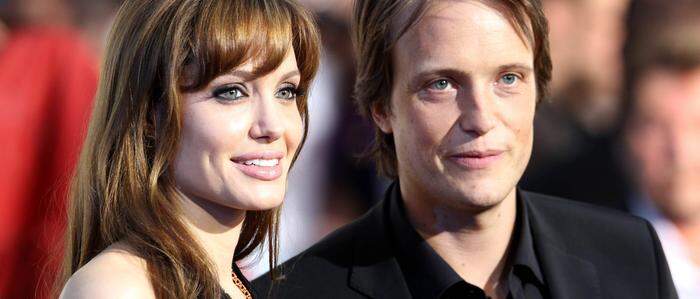 Angelina Jolie und August Diehl bei der „Salt“ Premiere 2010.