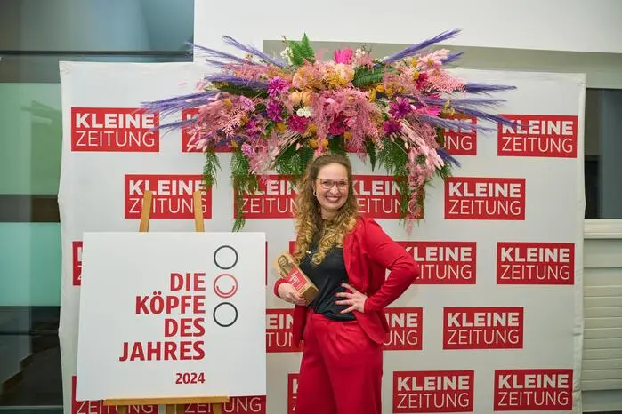 Starke Persönlichkeiten: Bernadette de Roja lag im Wachkoma, kämpfte sich zurück und beendete nun ihr Studium. 