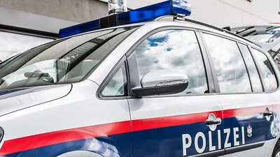 Die Polizei hat in der Kirche Spuren gesichert (Symbolbild)