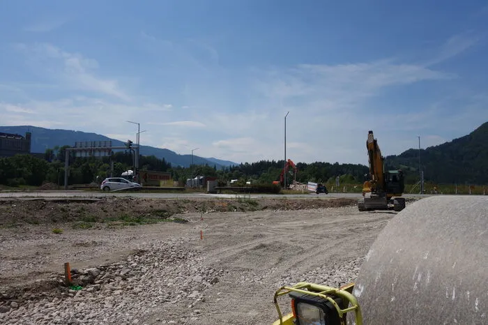 Hier entsteht die neue Ausweichstraße der B320 für die nächsten eineinhalb Jahre