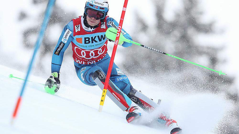 Henrik Kristoffersen gewann den Slalom in Wengen